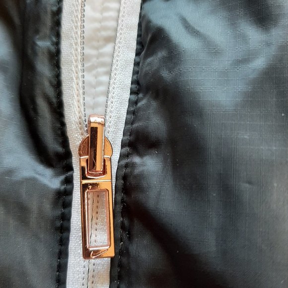 Nike Golf women's reversible light Black & White vest Size: S/M - Picture 8 of 11